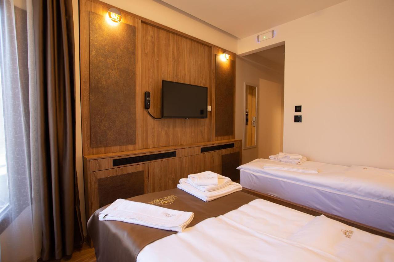 Hotel Vrbak Nd Novi Pazar Ngoại thất bức ảnh
