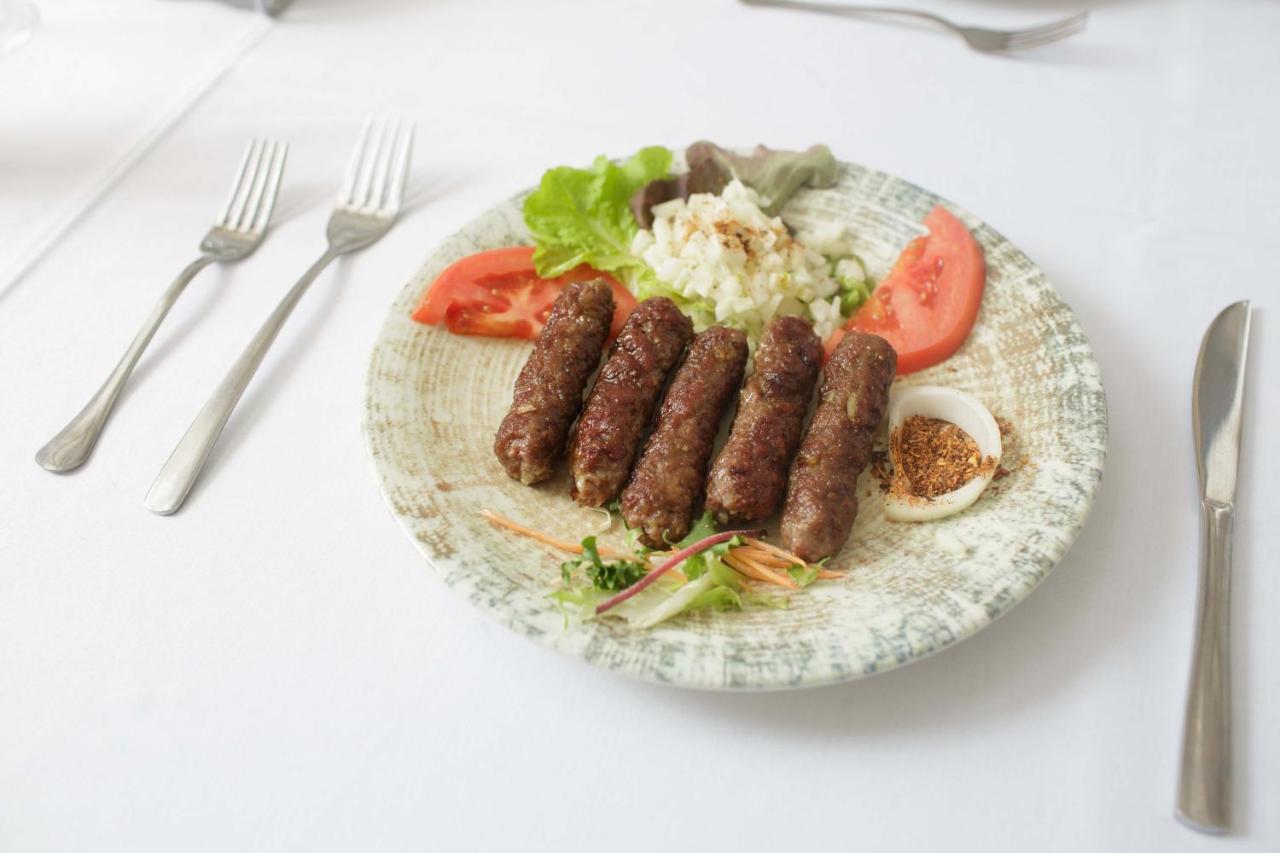 Hotel Vrbak Nd Novi Pazar Ngoại thất bức ảnh